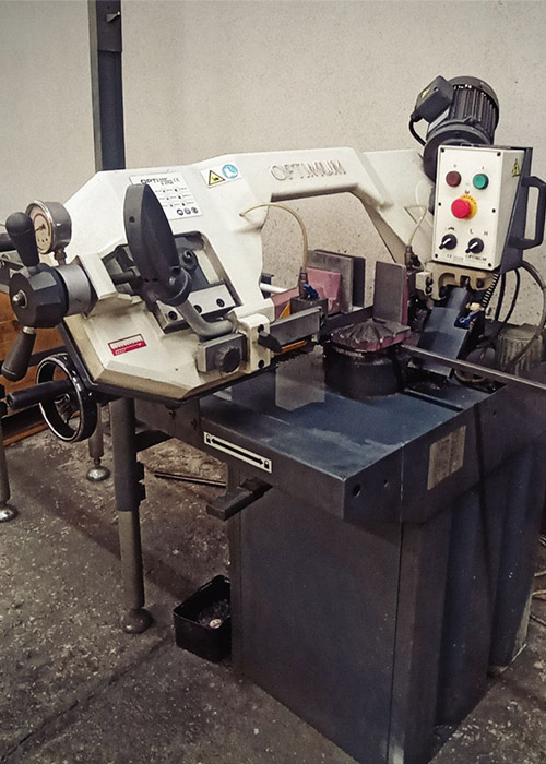 Precision rod sawing